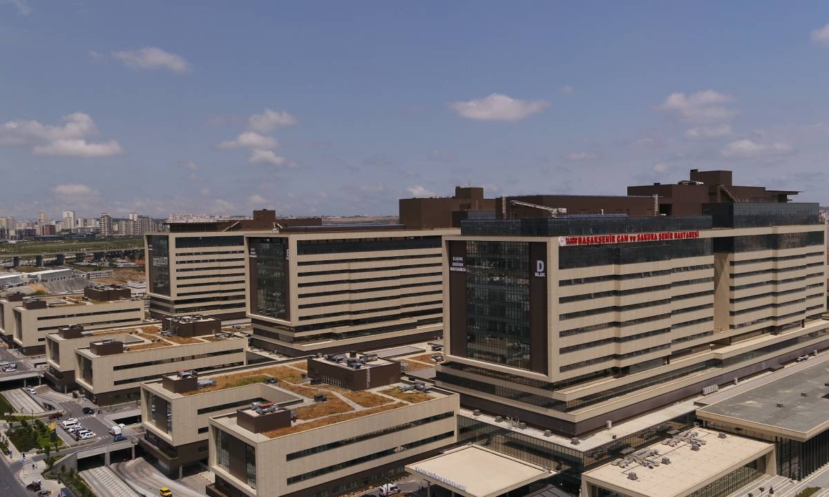 Basaksehir Cam and Sakura Hospital