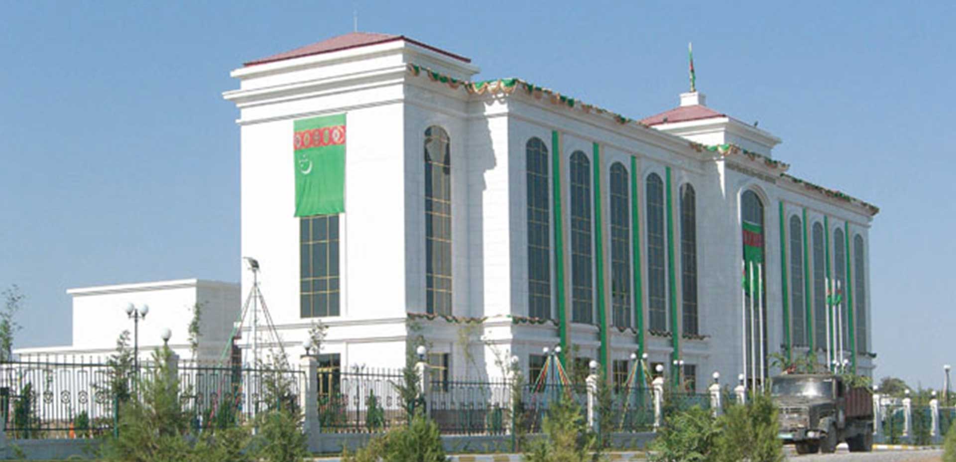 Askhabat School with 600 Students